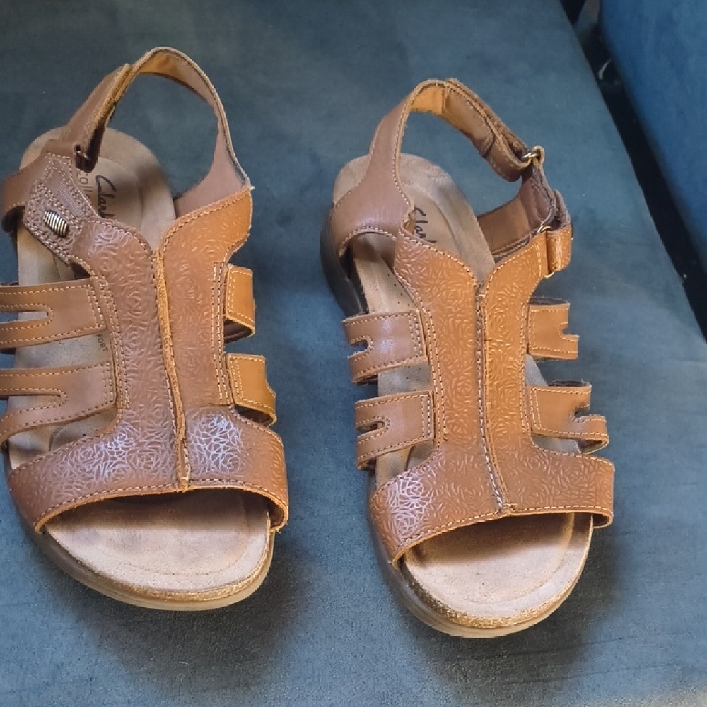 Clarks Tan Leather Sandals